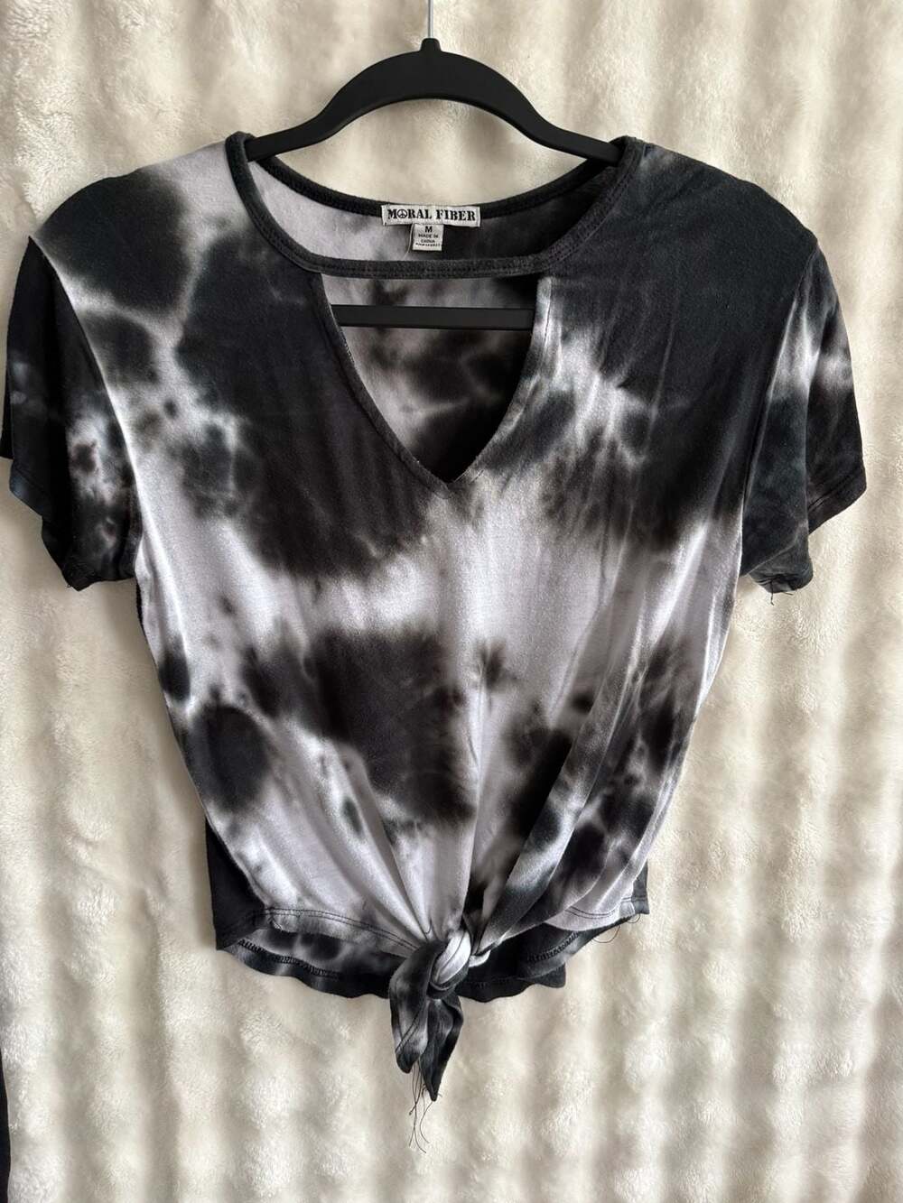 Moral Fiber Tie Dye Crop Top Size M Black White Notch Neck